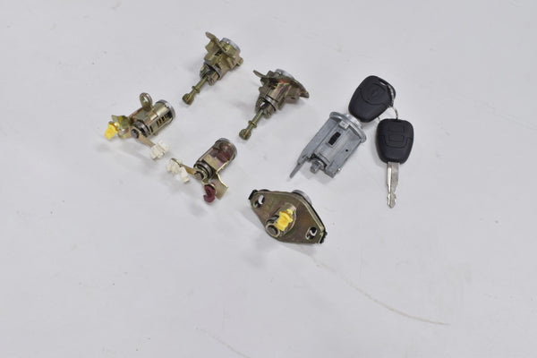 Lock Cylinder Set  #1562 & 1562-1【Hiace200】